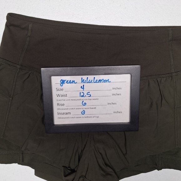Lululemon Athletica Squad Goal Shorts Workout Green Layers Womens 4 Stretch - Picture 5 of 6